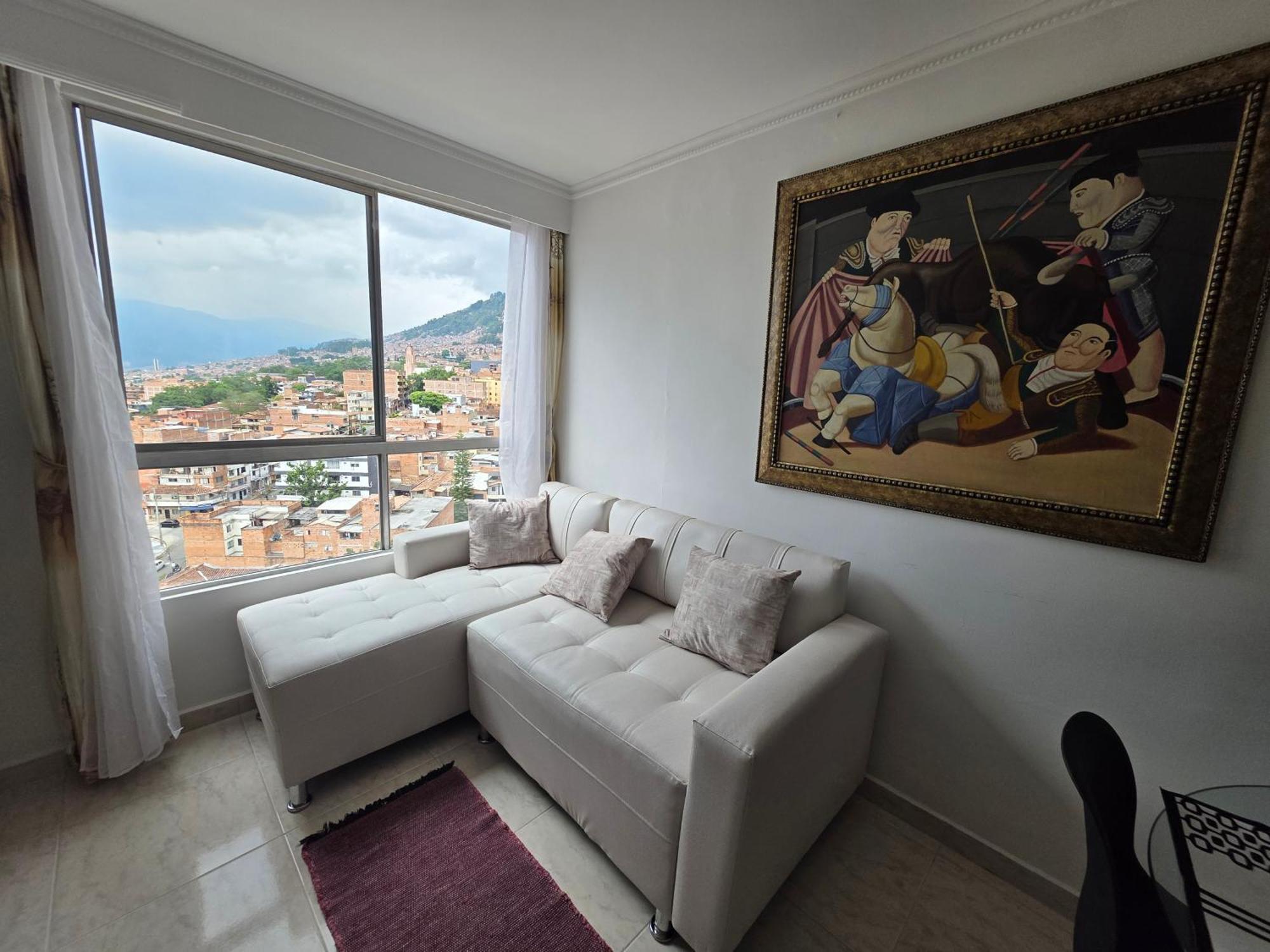 Apartamento Vistas Lindas Cerca Centro Medellin Exterior photo